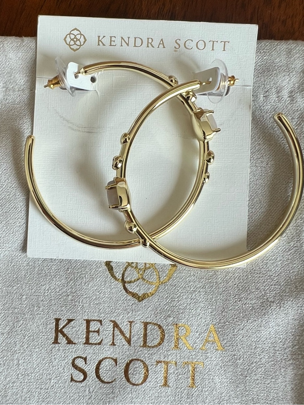 NWT Kendra Scott Lyra Gold Hoop Earrings with Agate and Crystal Accents - Picture 2 of 8